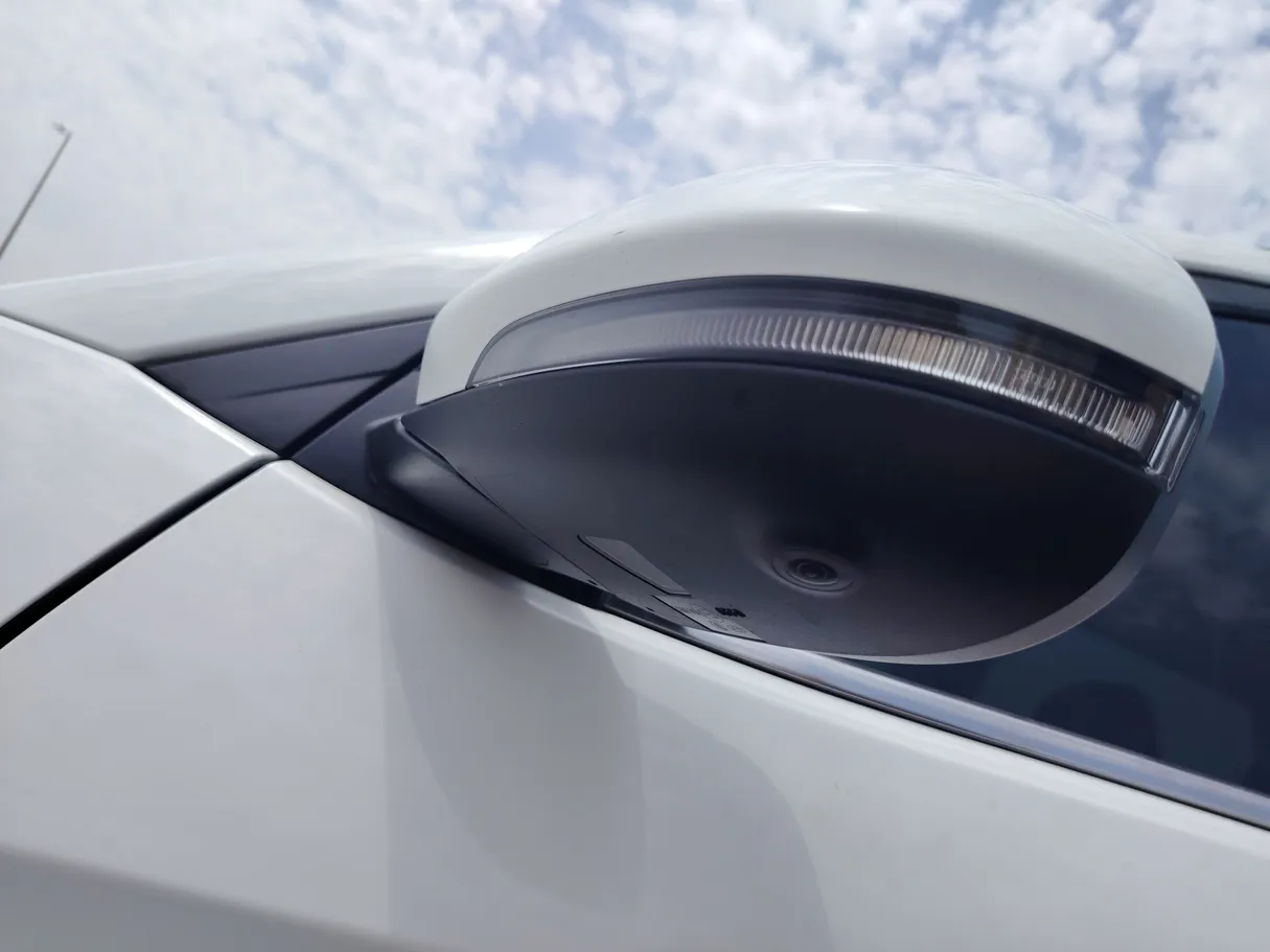 Car image 31