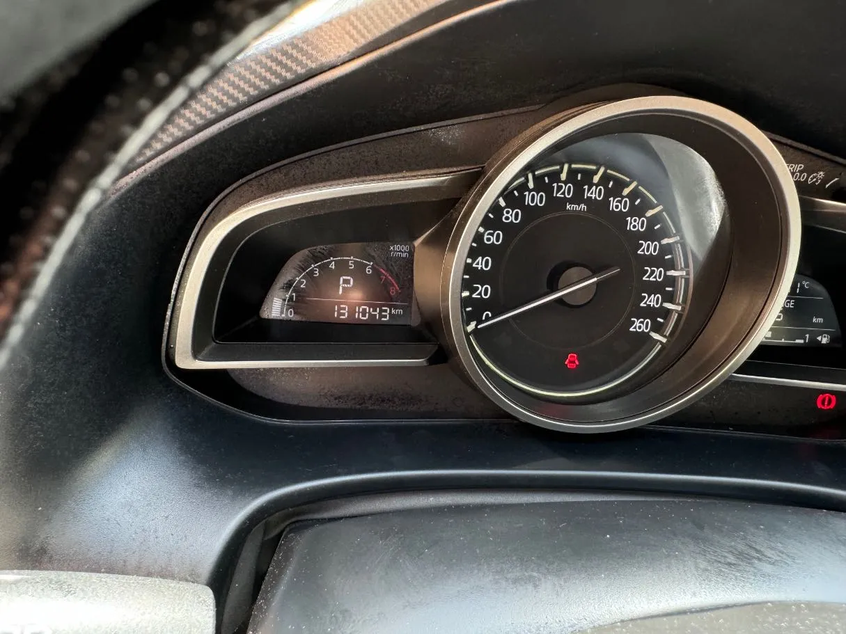 Car image 20