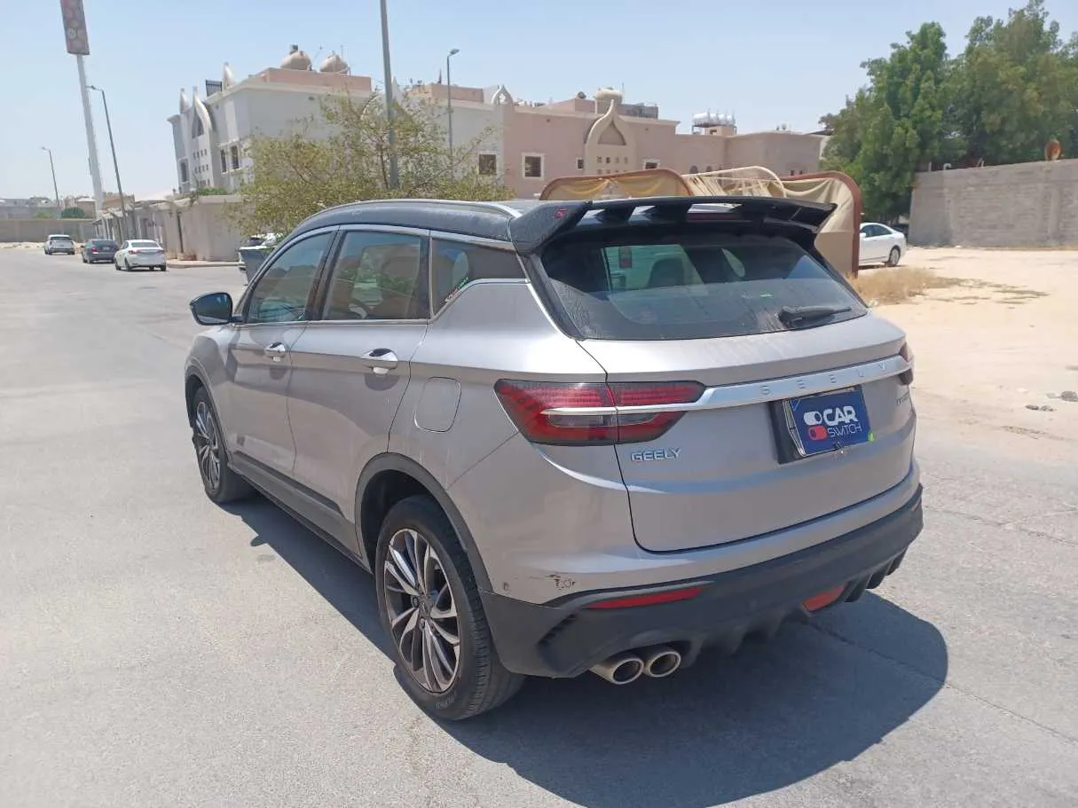 Car image 7