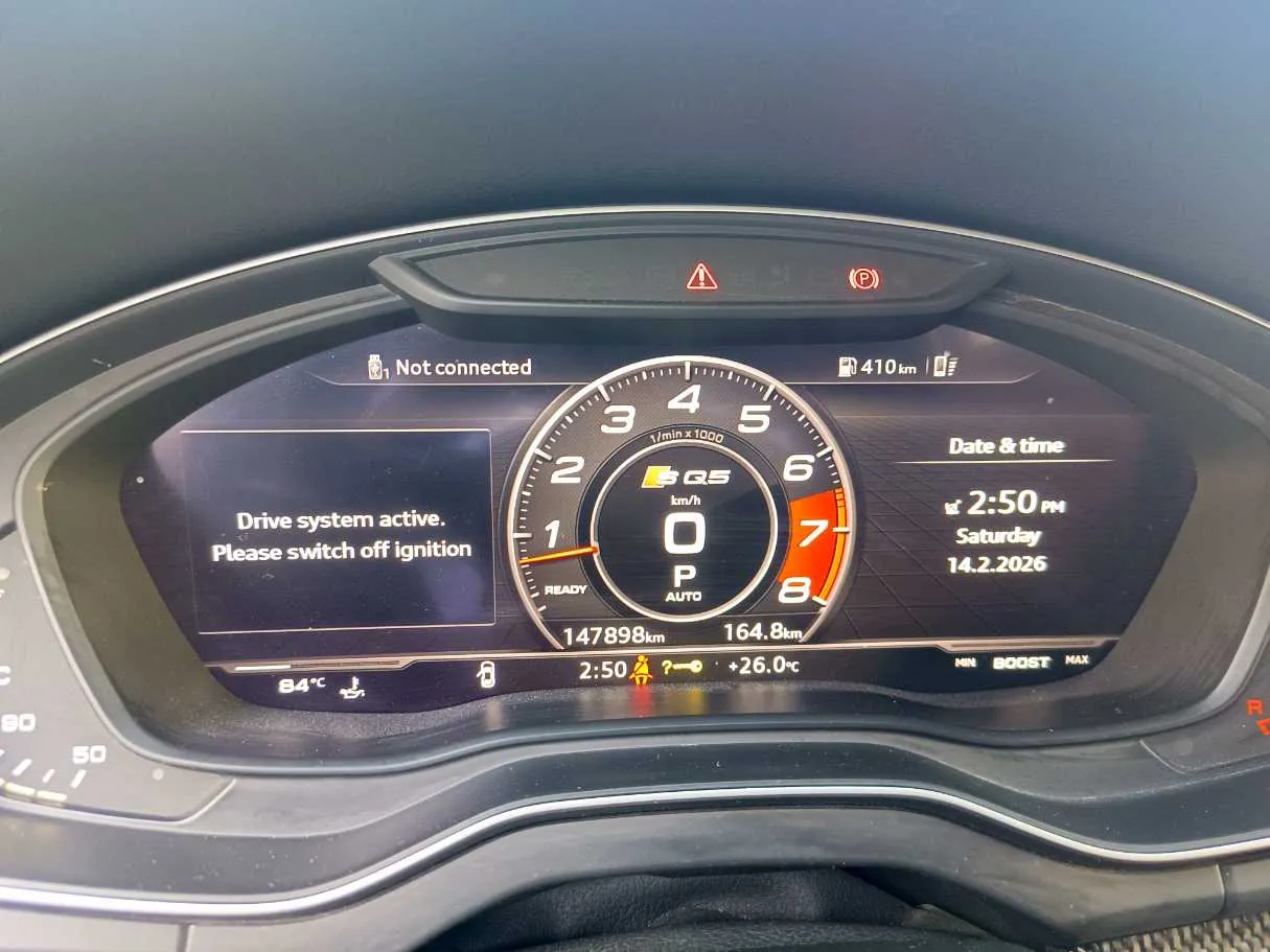 Car image 26