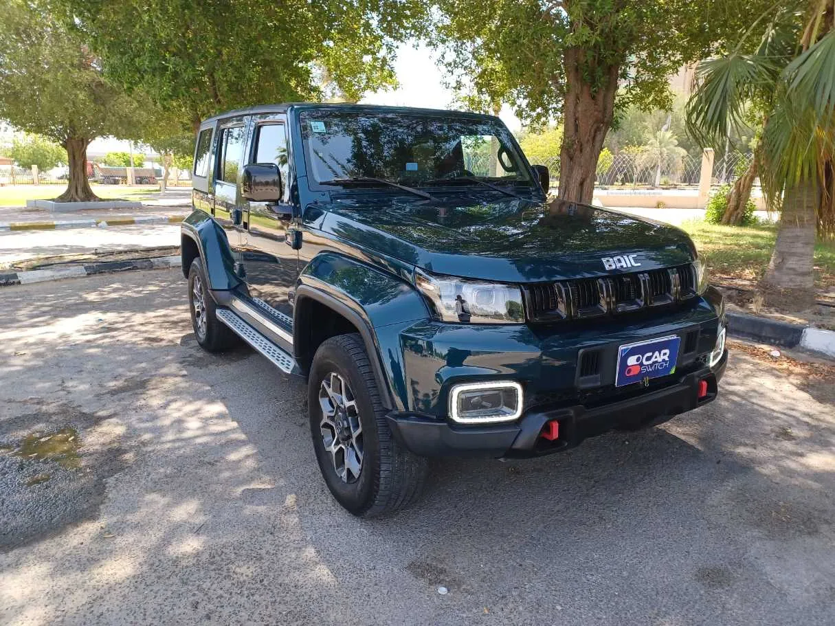 Car image 3