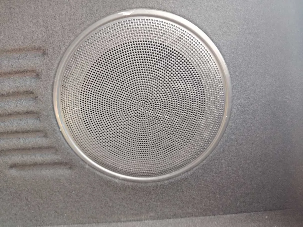 Car image 35