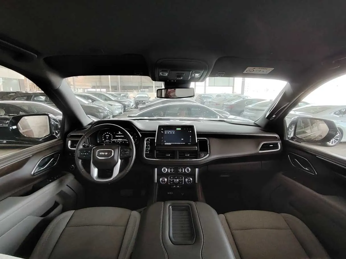 Car image 21