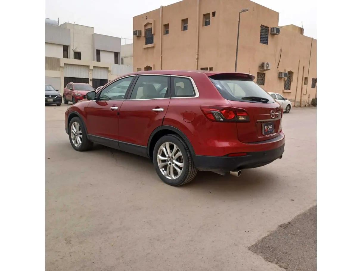 Car image 7