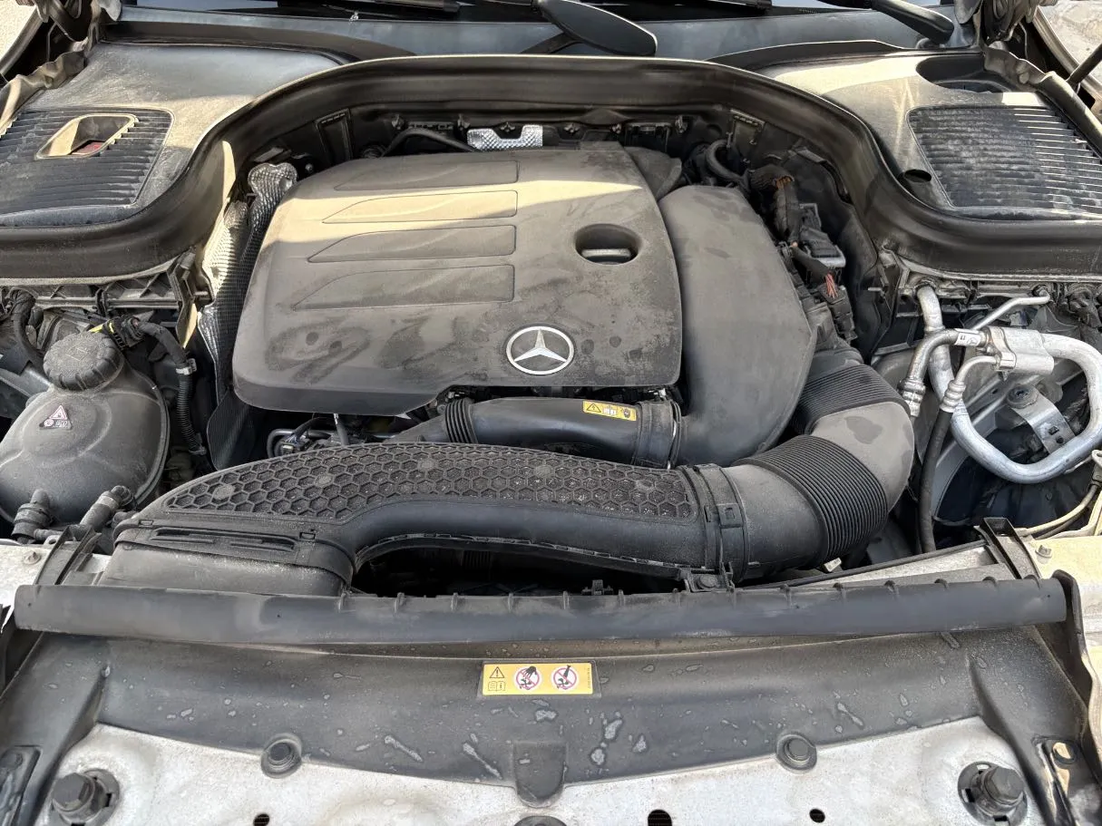 Car image 28