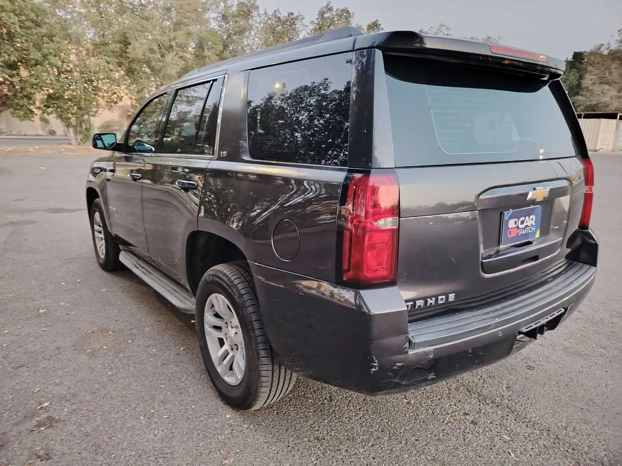 Car image 7