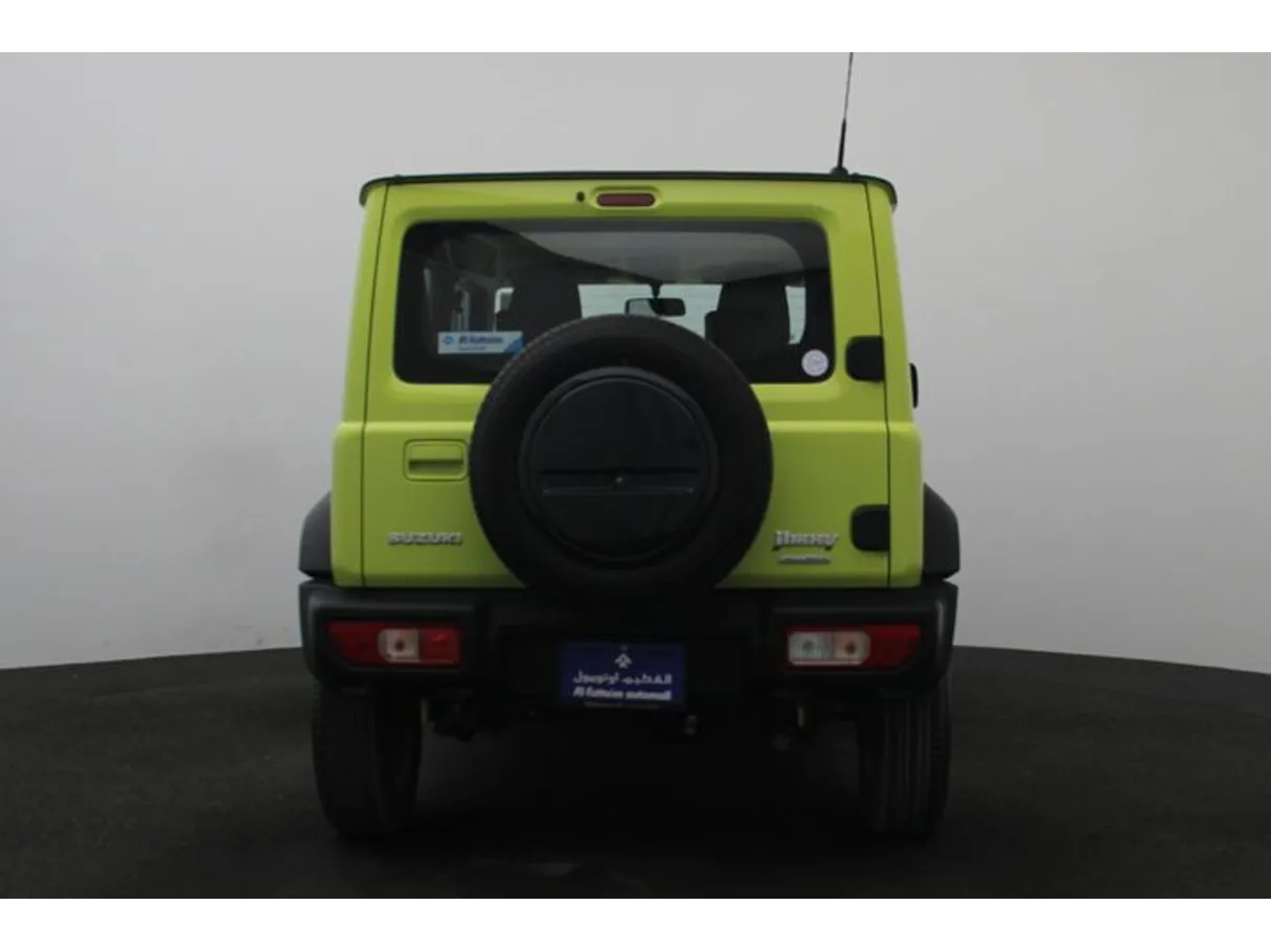 Car image 12