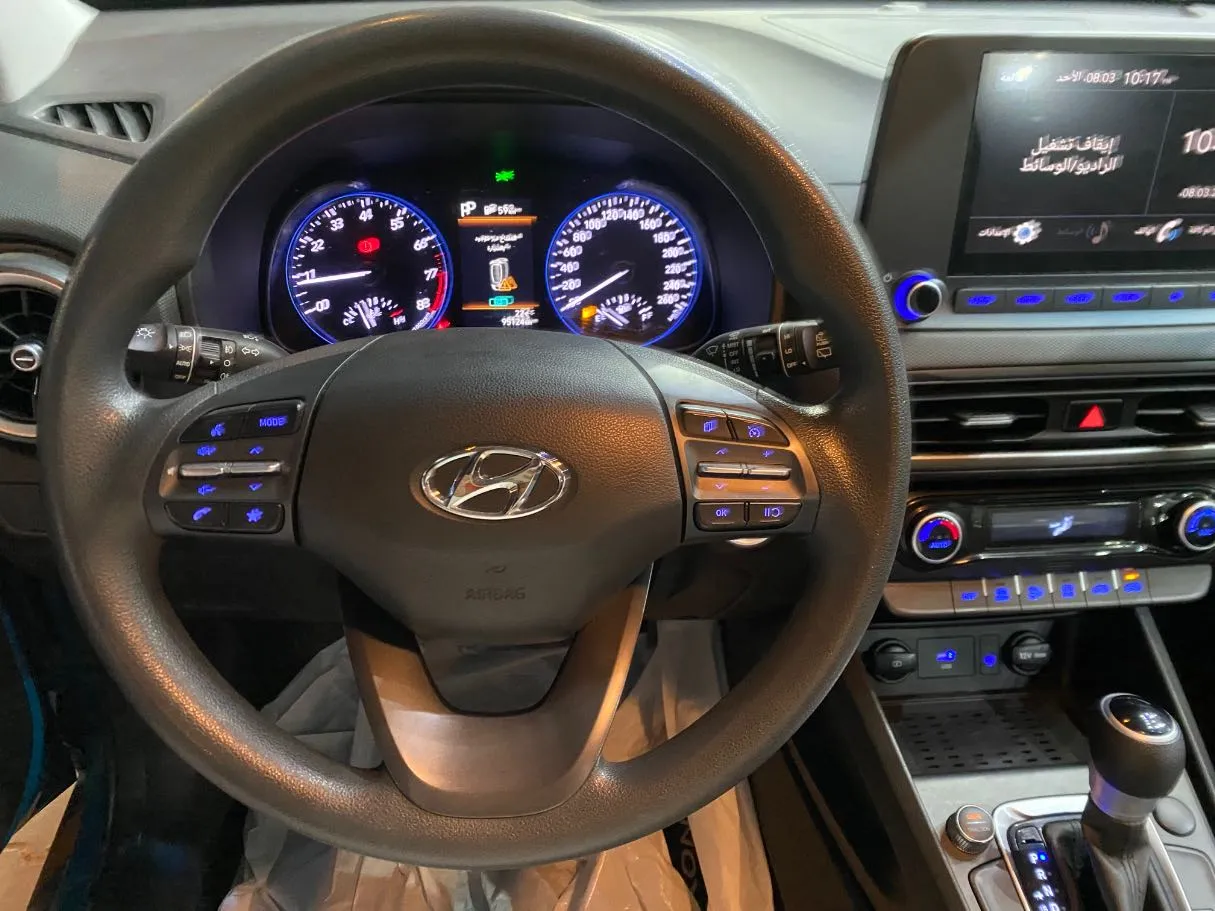 Car image 12
