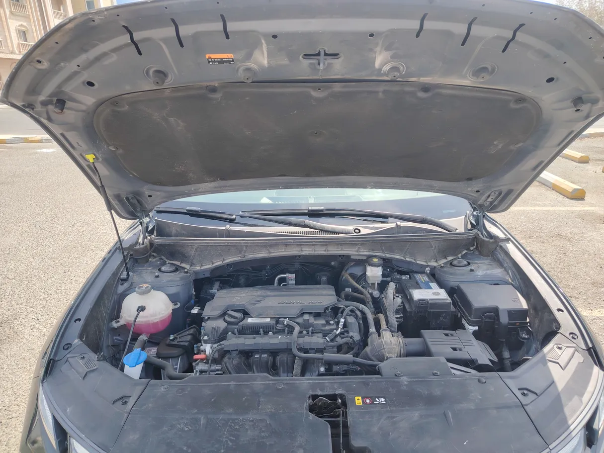 Car image 32