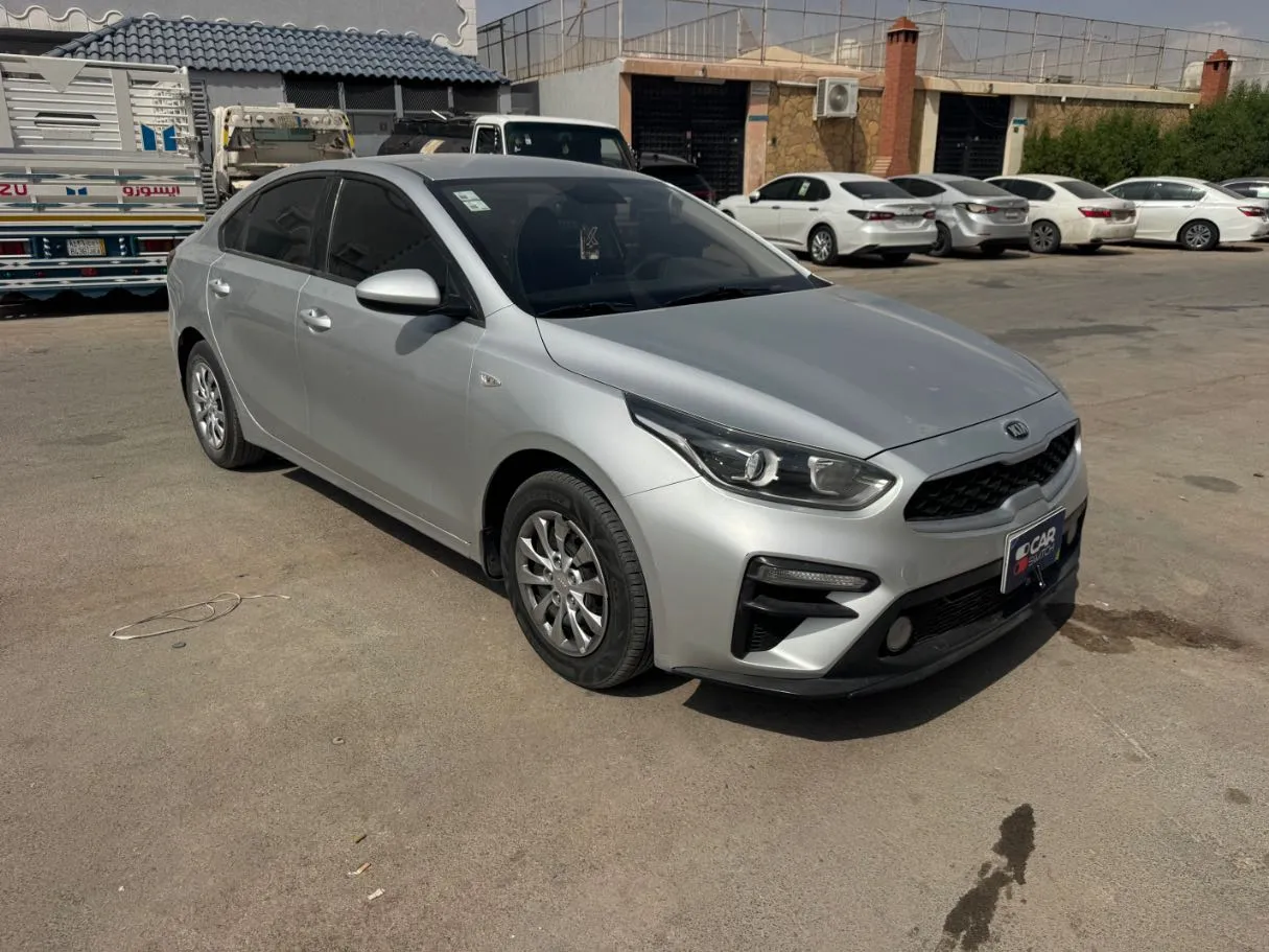 Car image 3