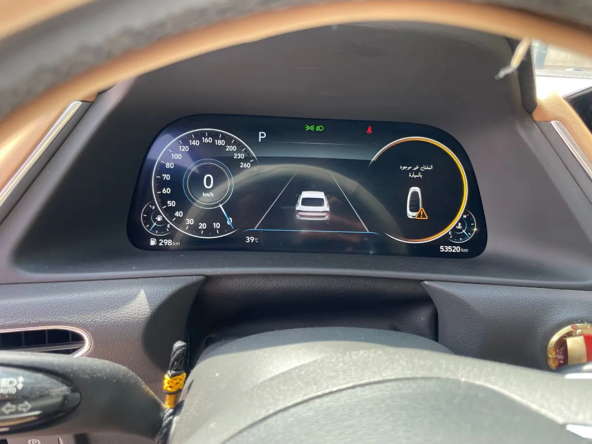 Car image 20
