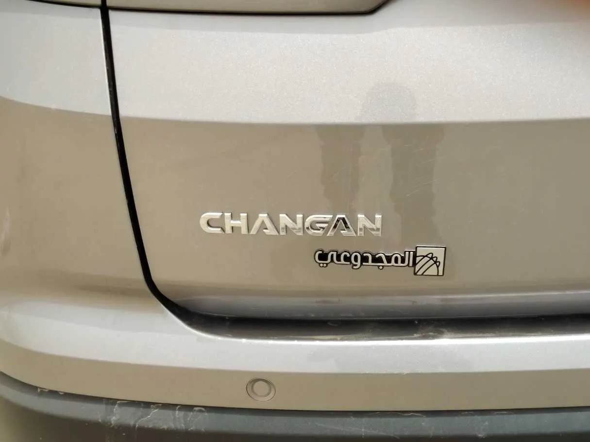 Car image 37