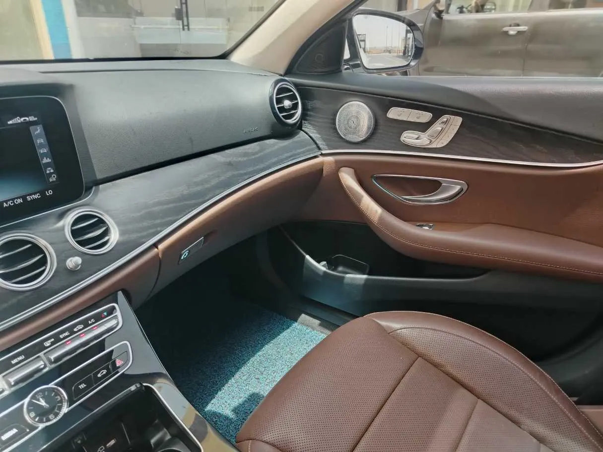 Car image 41