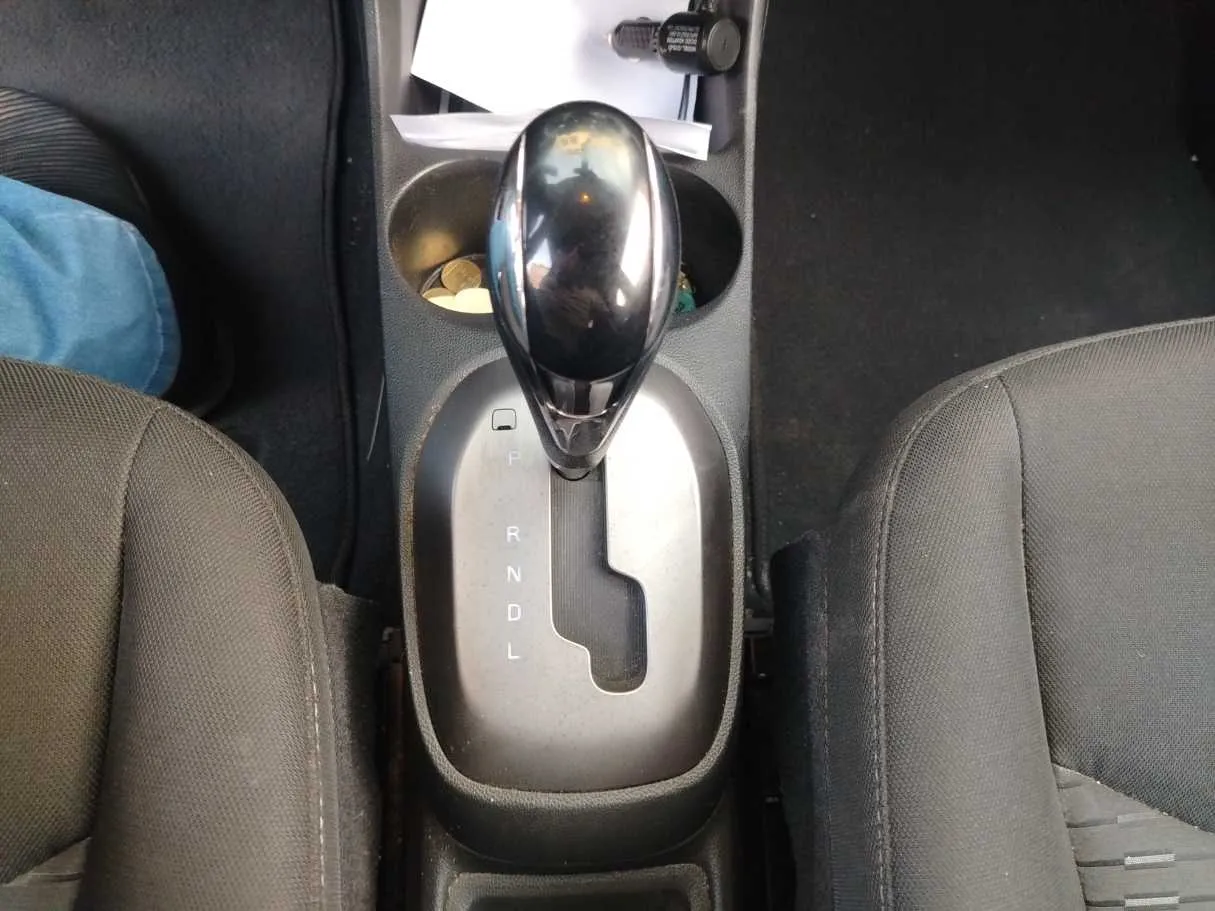 Car image 26