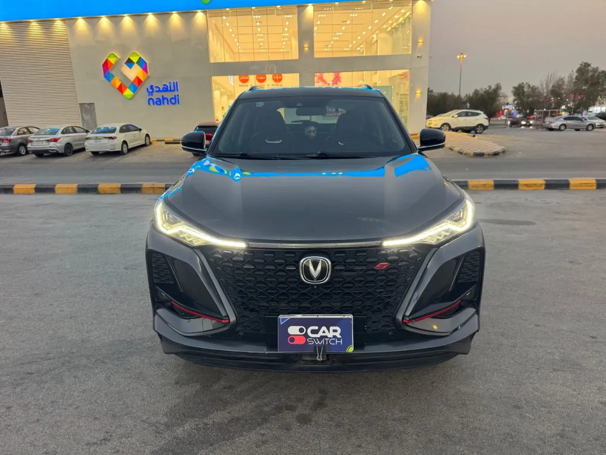 Car image 2