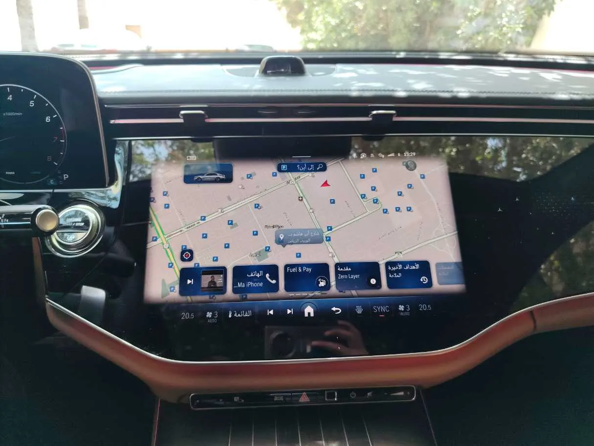 Car image 20