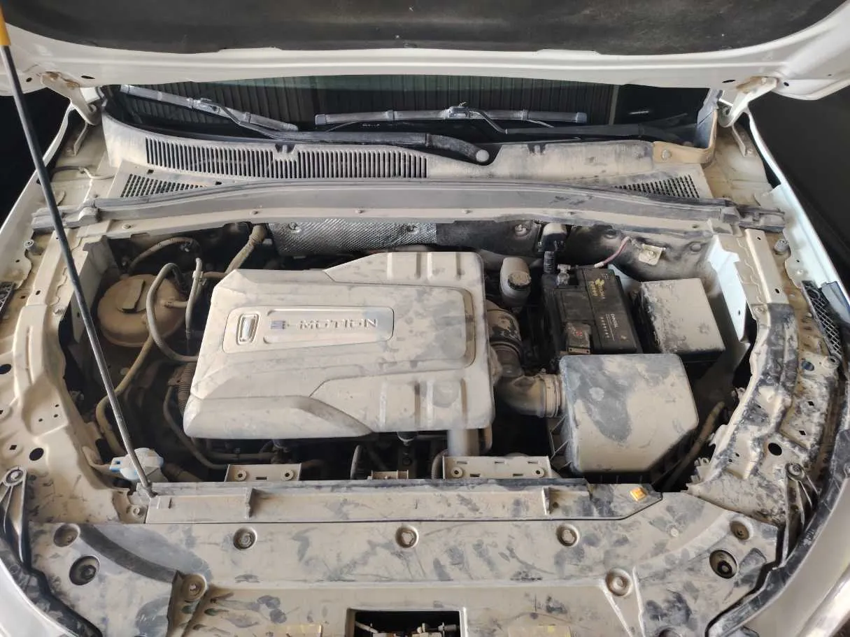 Car image 18