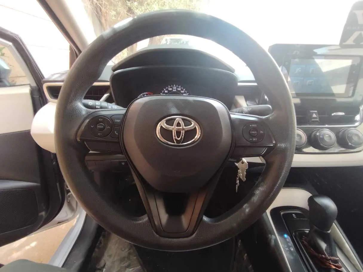 Car image 21