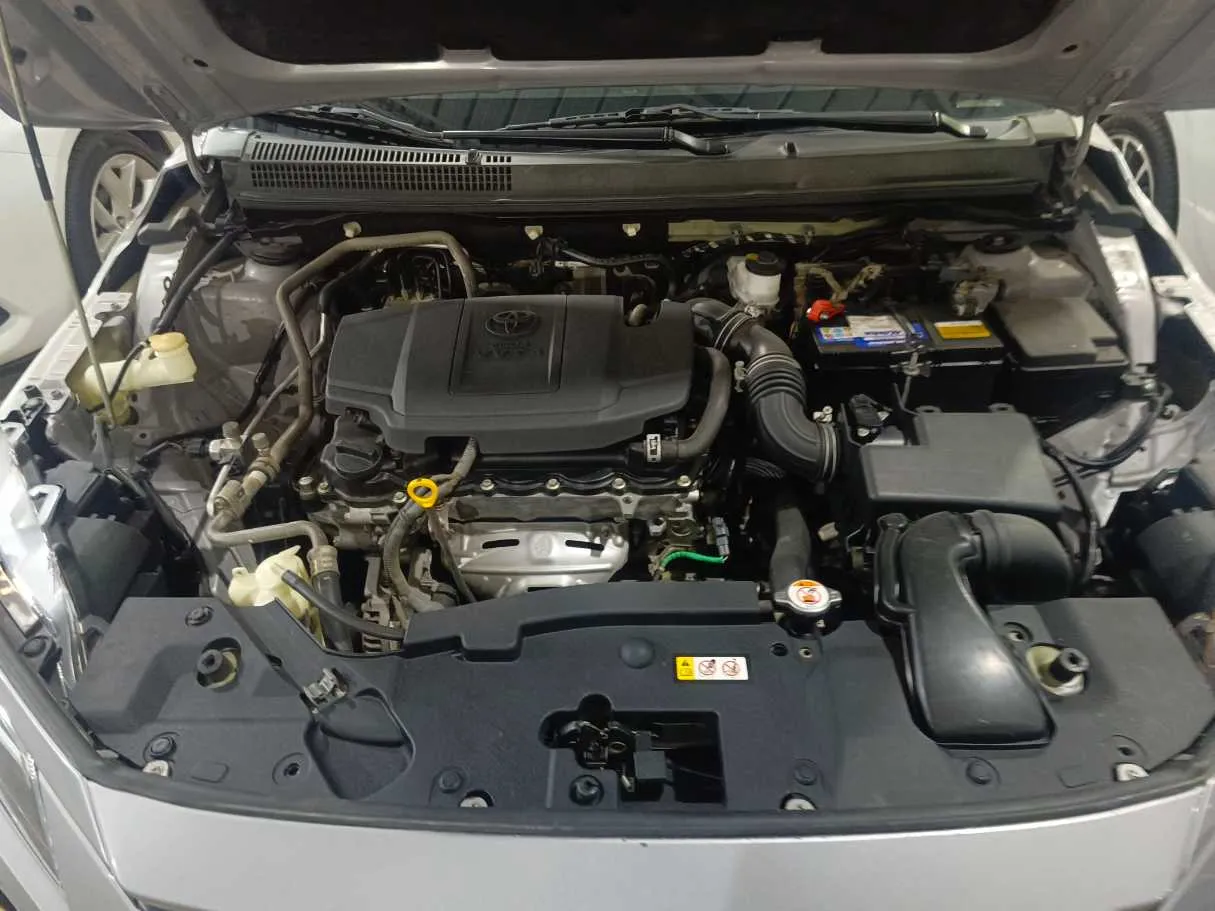 Car image 23