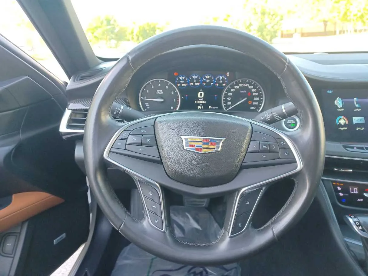 Car image 16