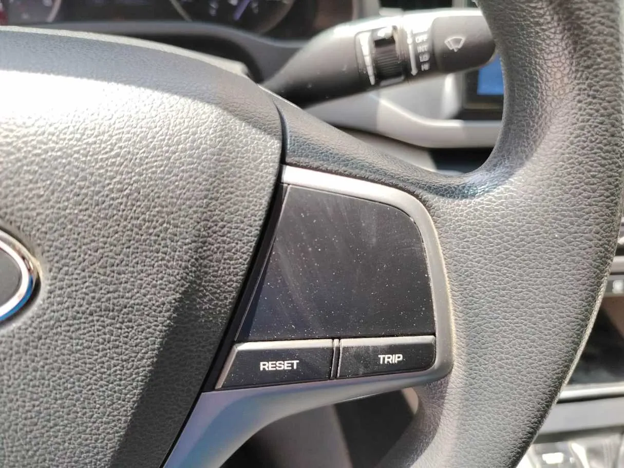 Car image 41