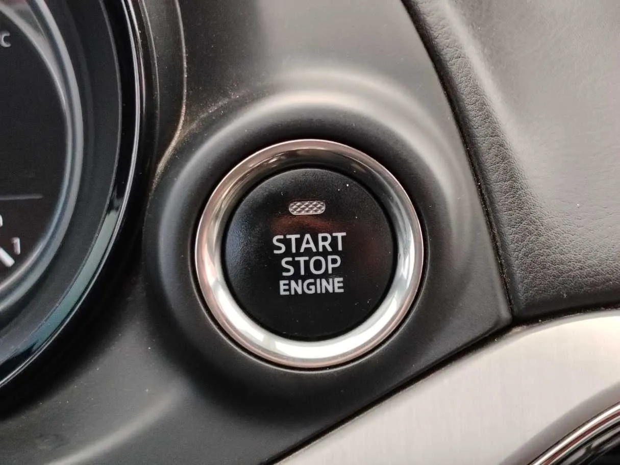 Car image 34