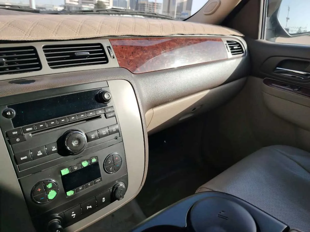 Car image 33