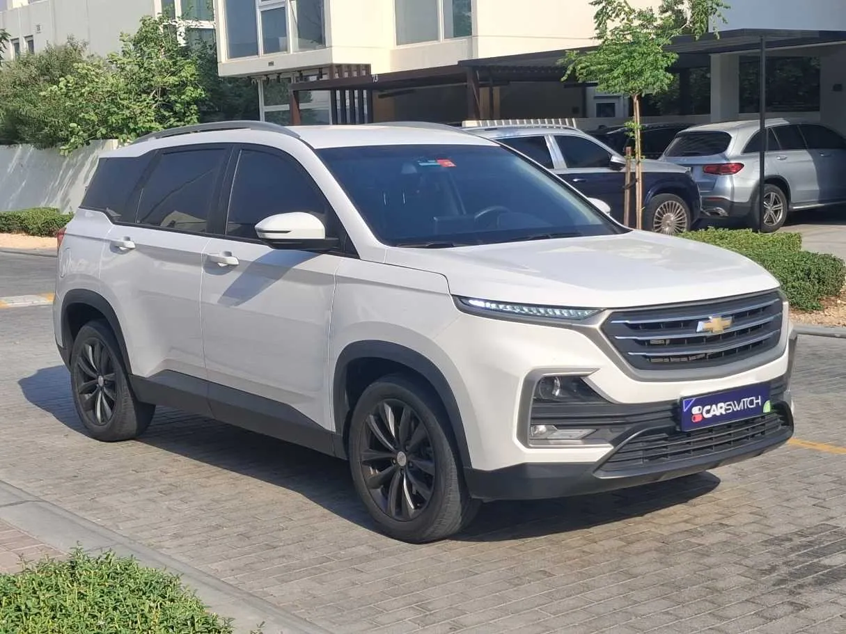 Car image 3