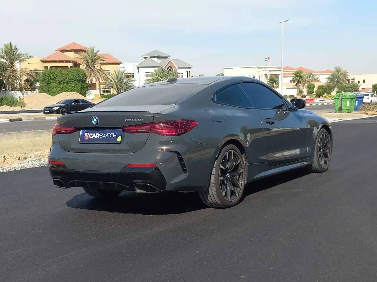 Car image 5