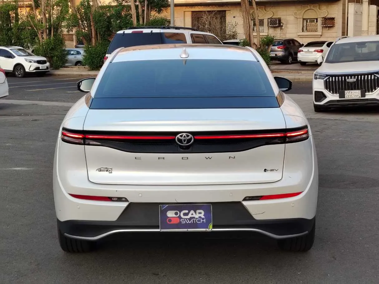 Car image 6