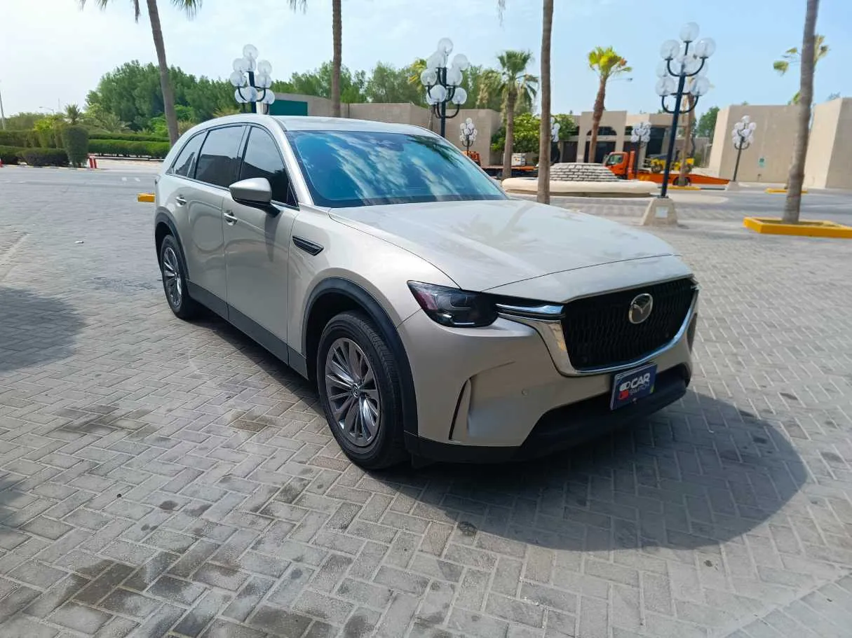 Car image 3