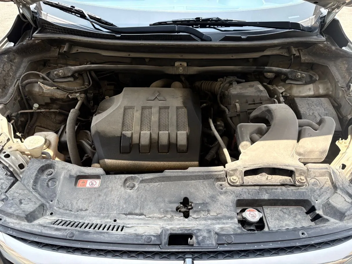 Car image 28