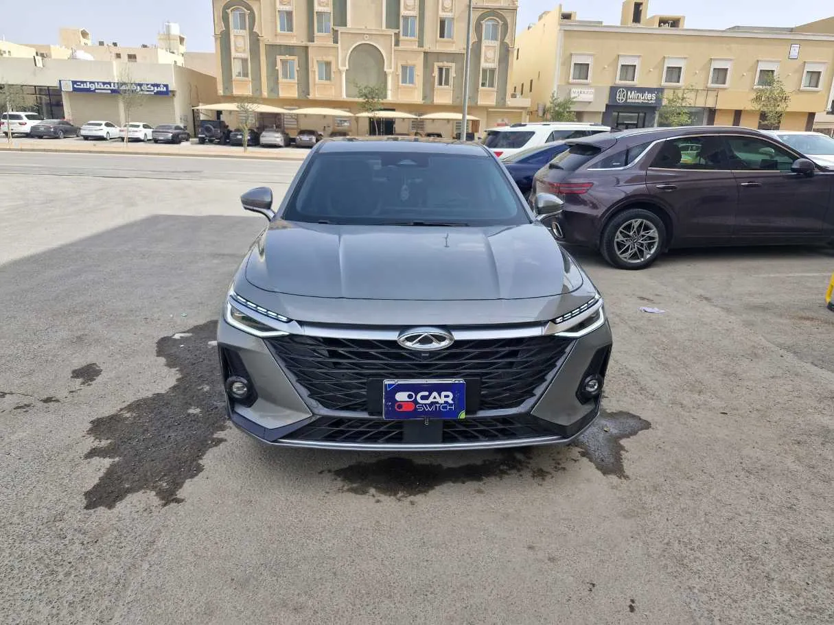 Car image 2