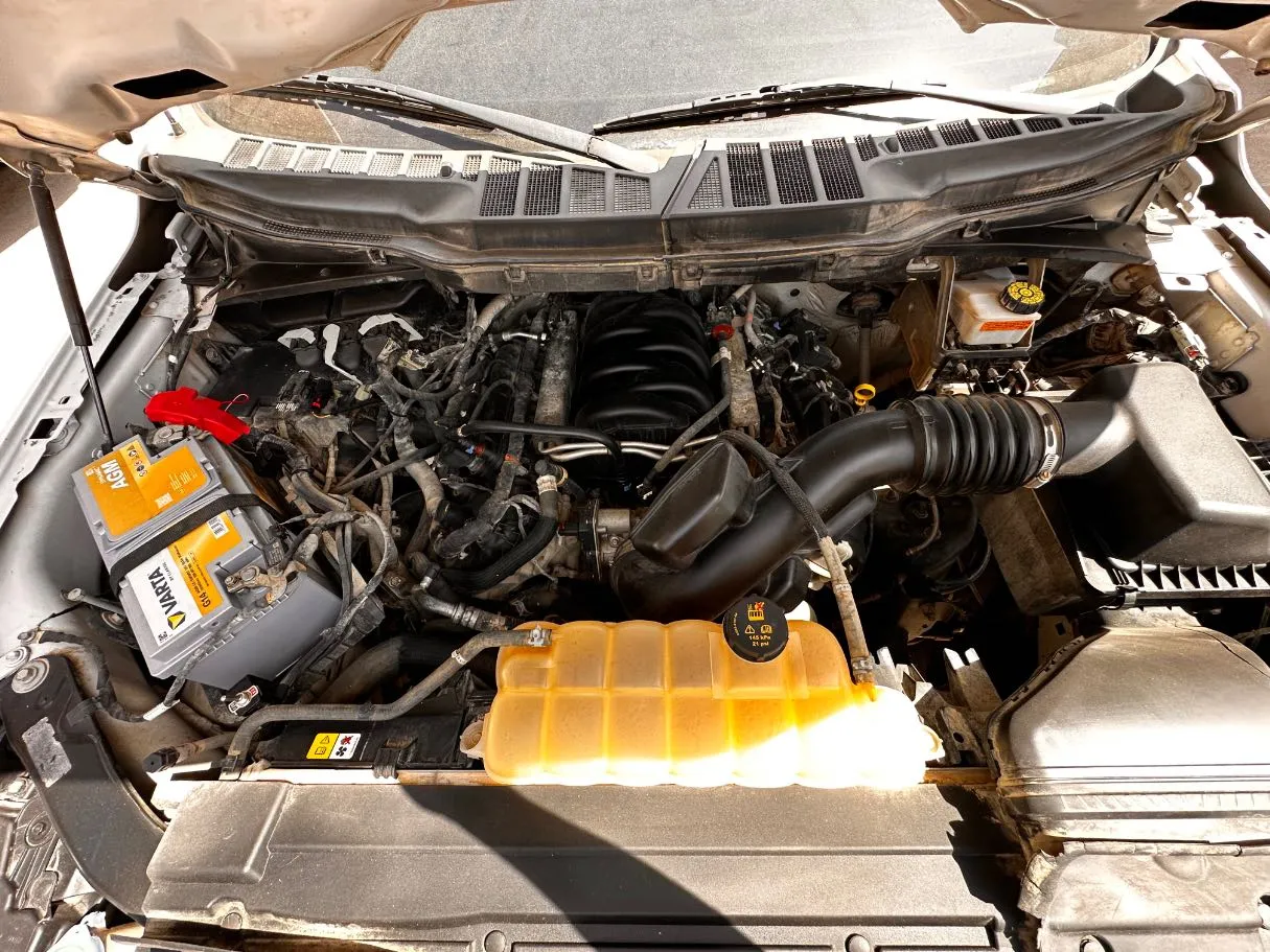 Car image 25