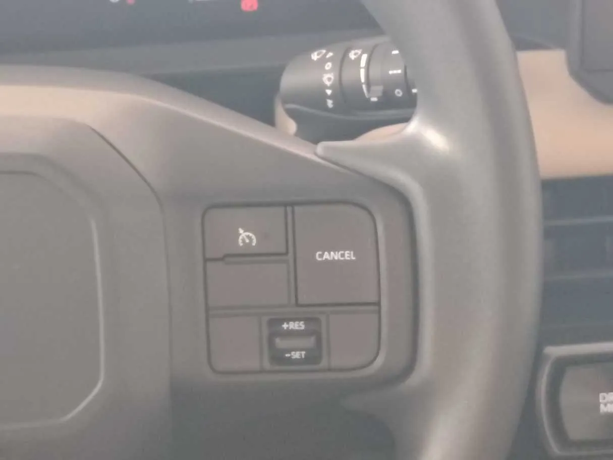 Car image 27