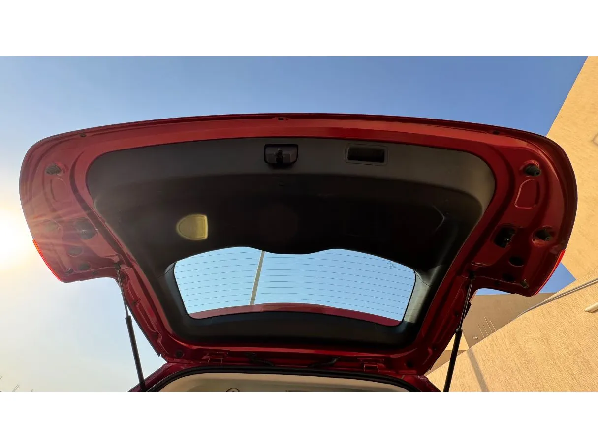 Car image 21