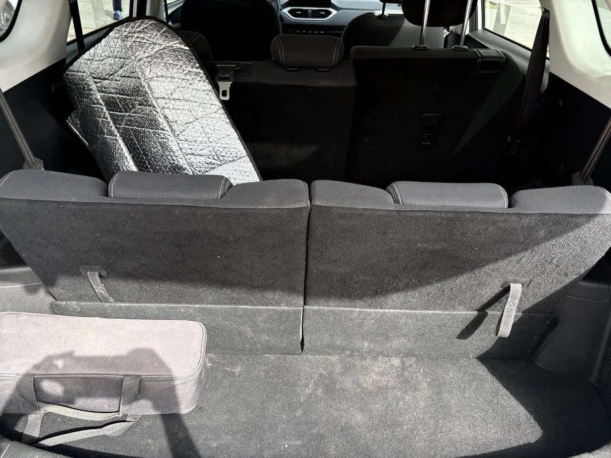 Car image 28
