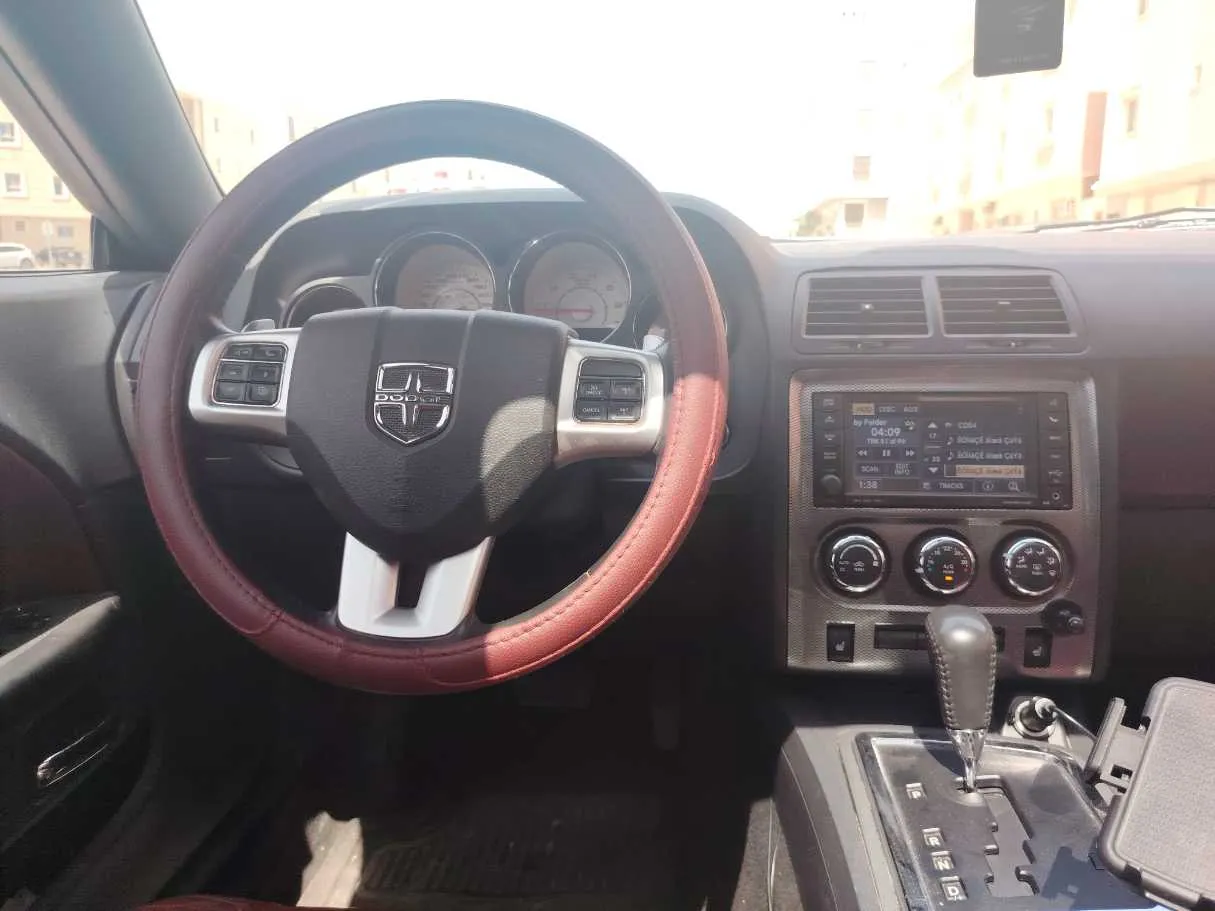 Car image 20