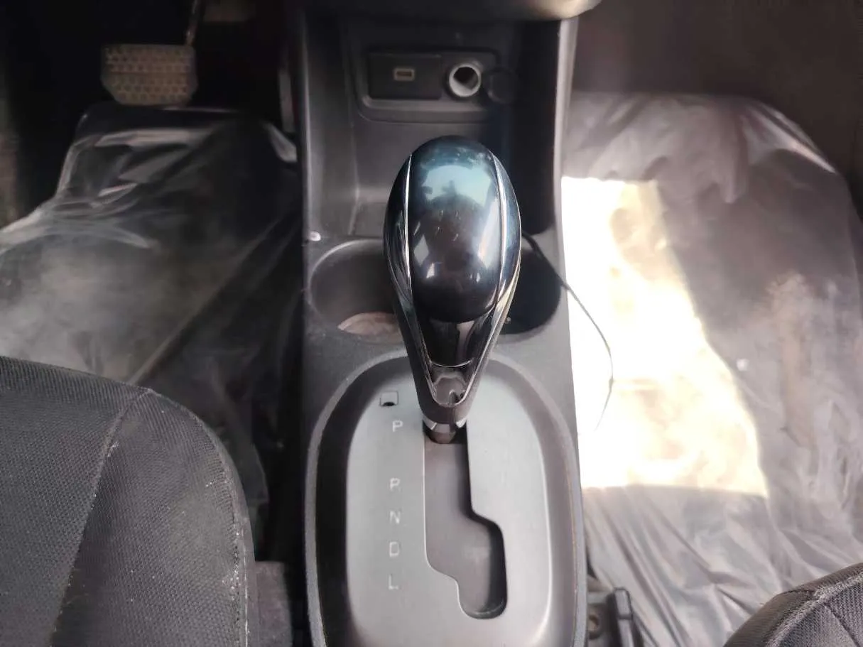 Car image 21