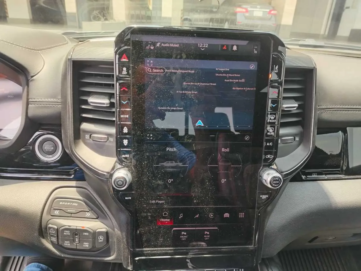 Car image 22