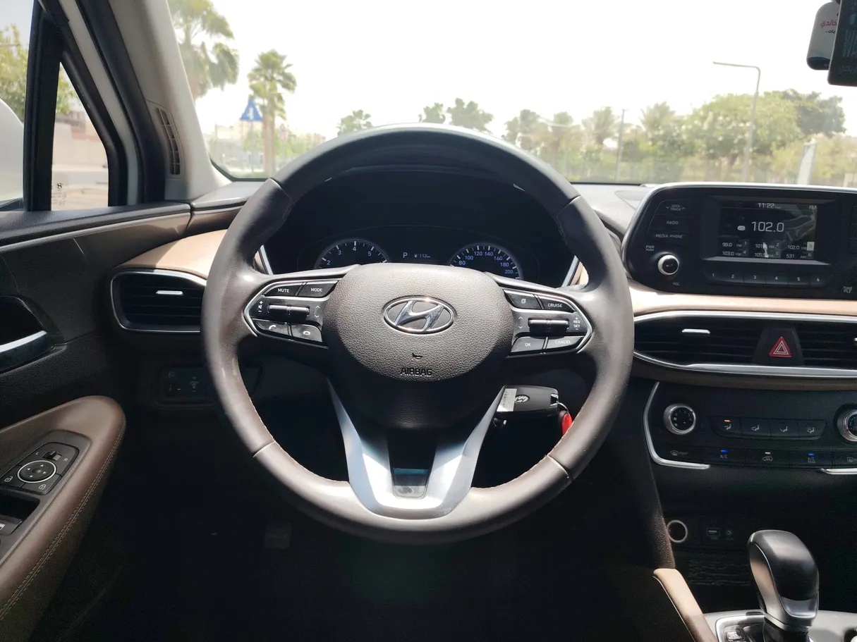 Car image 22