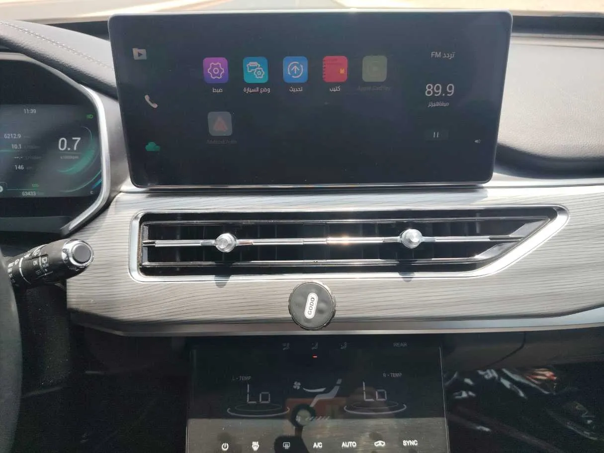 Car image 18