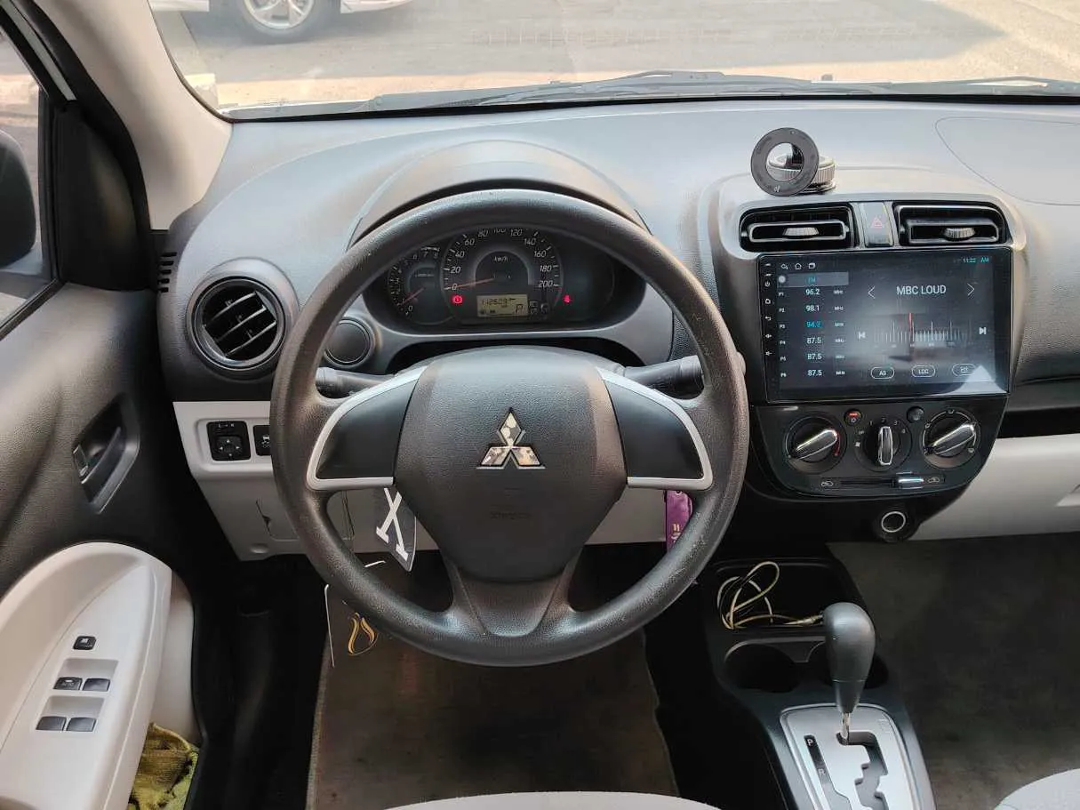 Car image 22