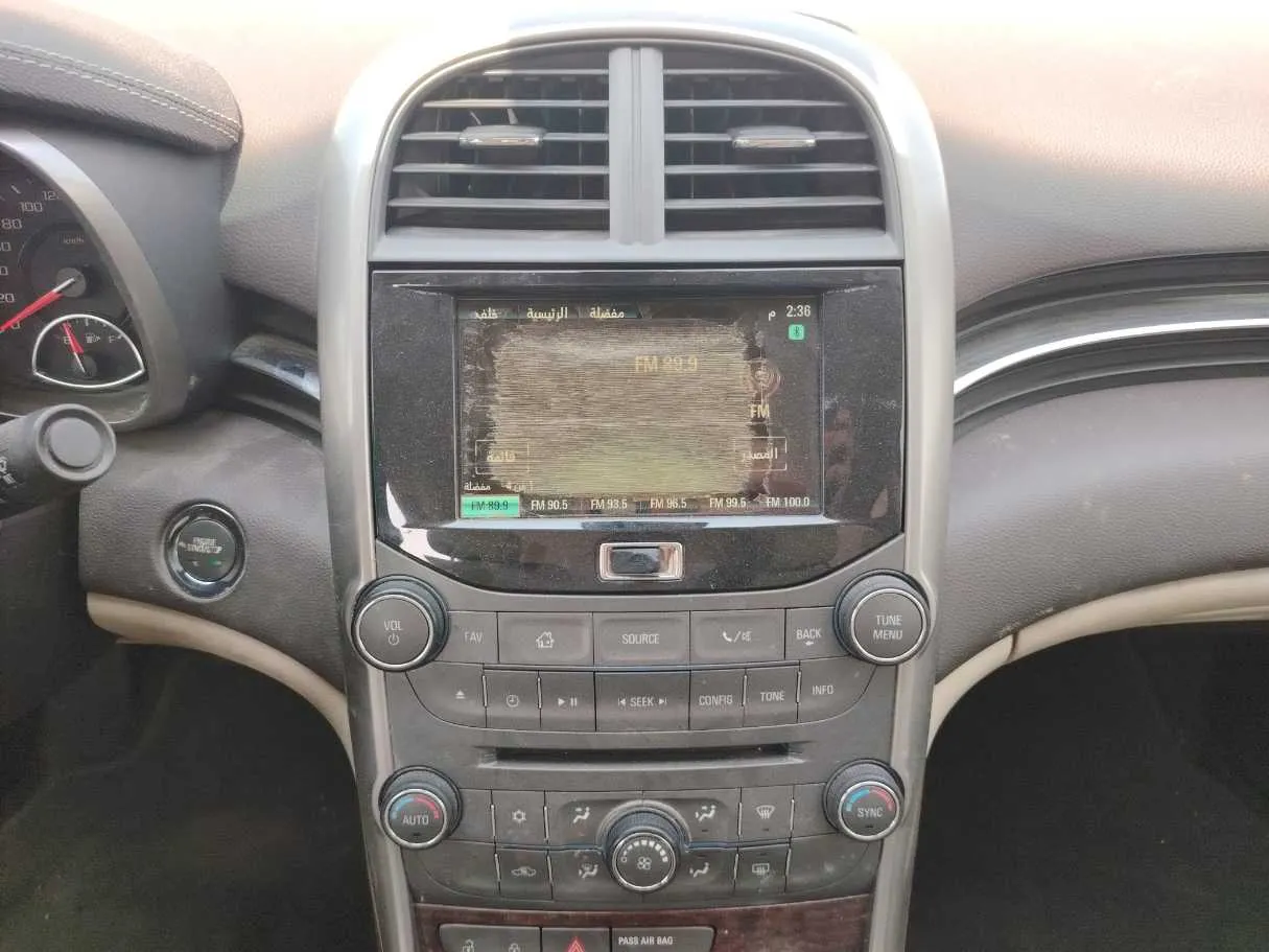 Car image 19