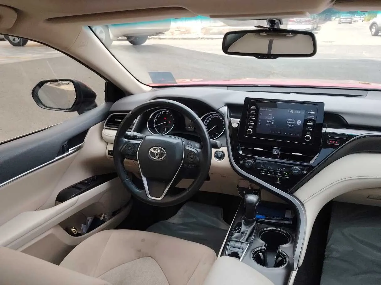 Car image 21