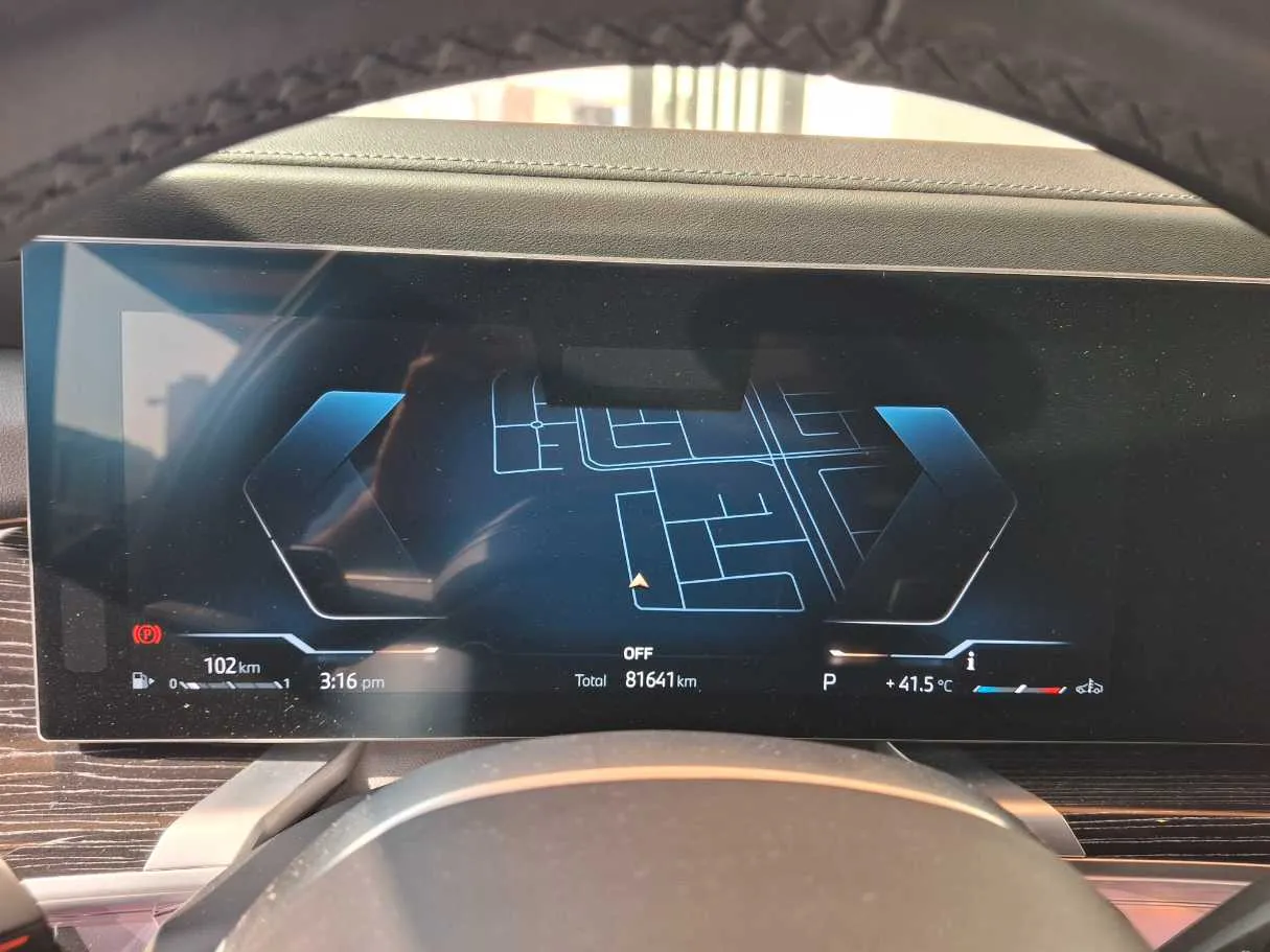 Car image 21