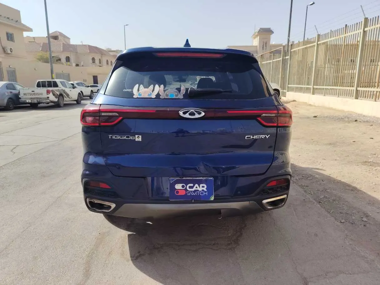 Car image 6