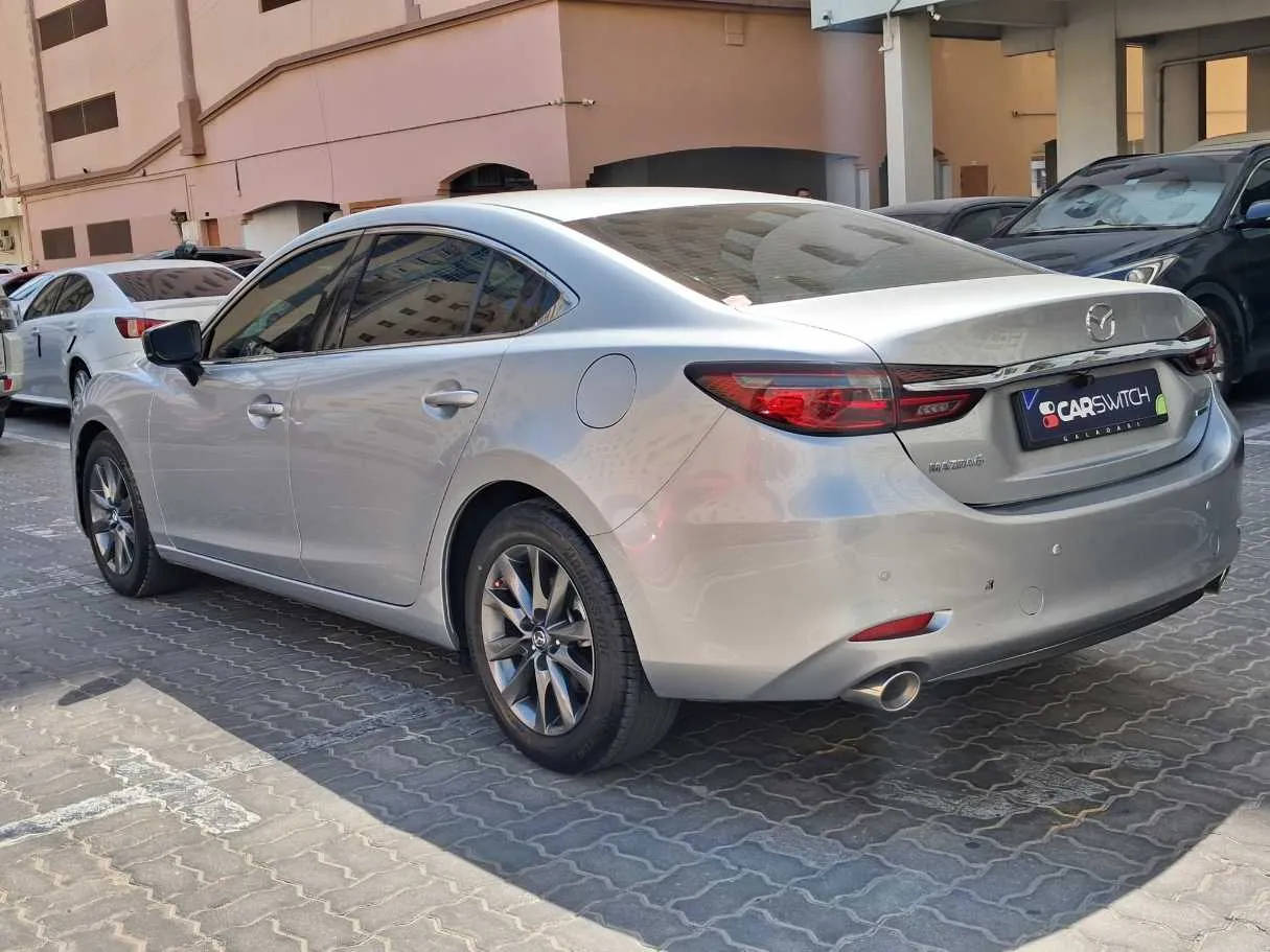 Car image 7