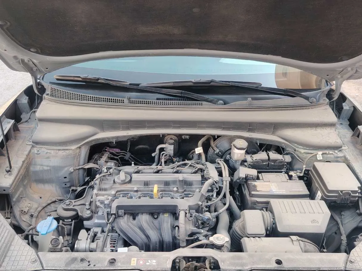 Car image 28
