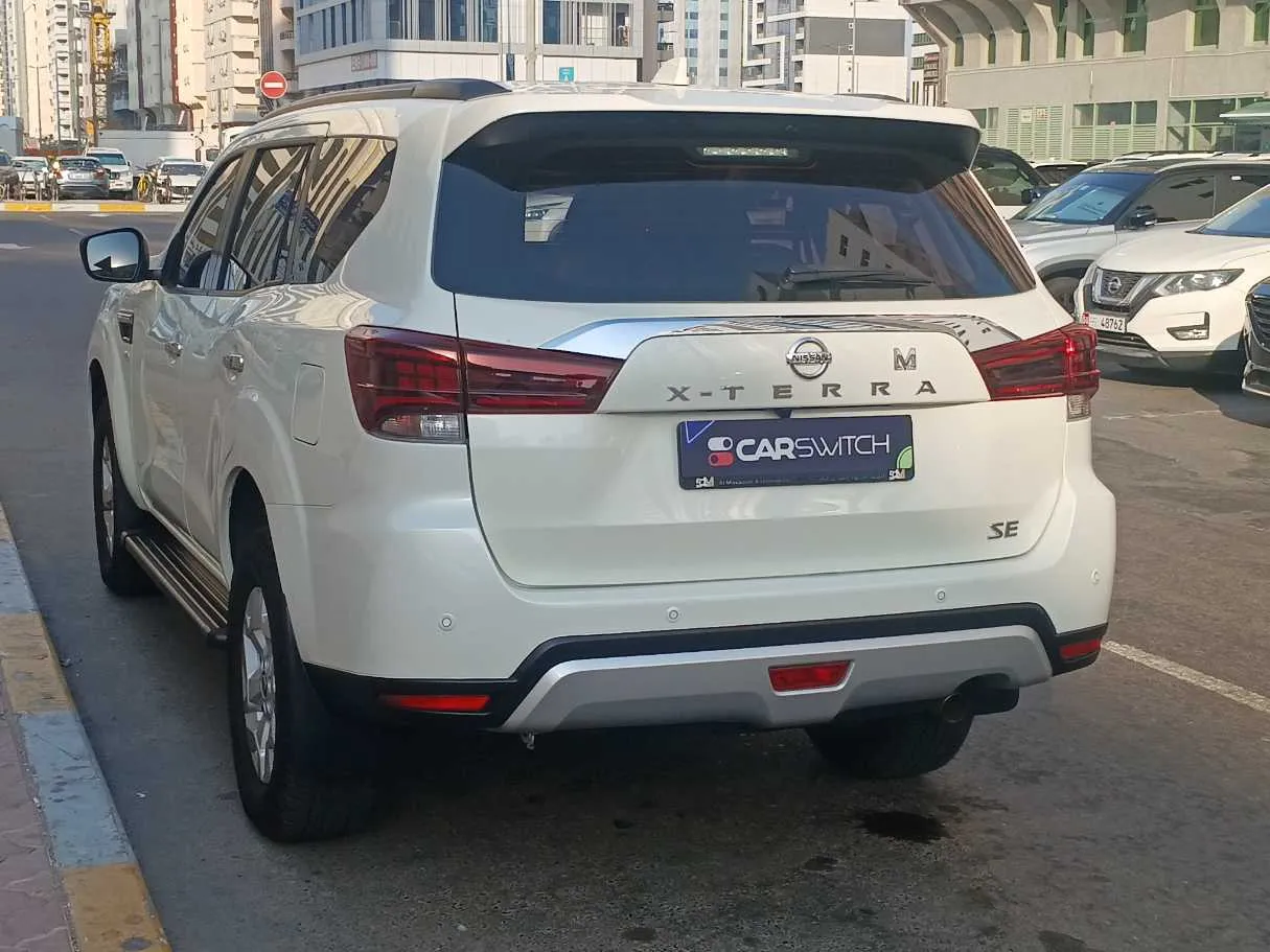 Car image 7